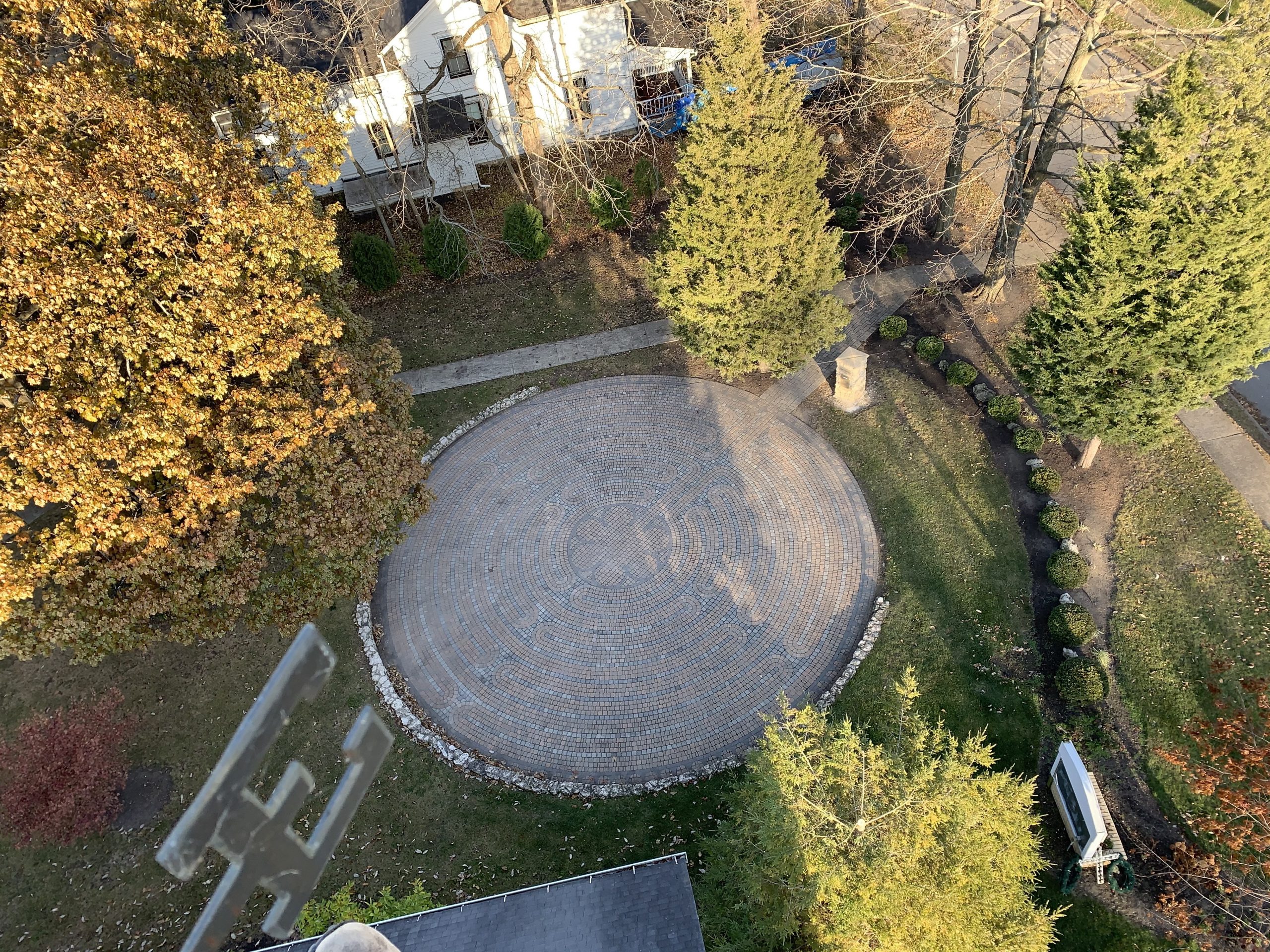 2019-Nov-Labyrinth-from-Steeple